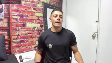 Snapshot of frank_millers chatting on January 27, 3:18 pm Frank online show from January 27, 3:18 pm