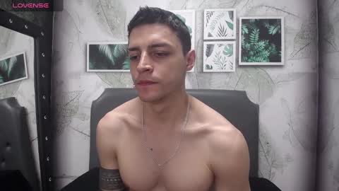 Snapshot of frank_millers chatting on February 3, 10:21 pm Frank online show from February 3, 10:21 pm