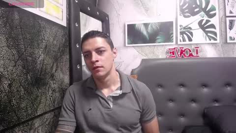Snapshot of frank_millers chatting on February 10, 12:50 pm Frank online show from February 10, 12:50 pm