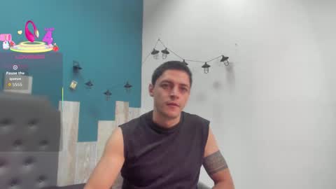 Snapshot of frank_millers chatting on October 14, 6:42 pm Frank online show from October 14, 6:42 pm