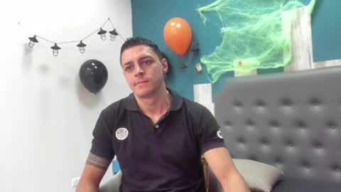 Snapshot of frank_millers chatting on October 27, 8:24 pm Frank online show from October 27, 8:24 pm