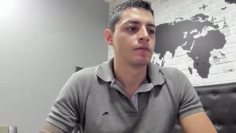 Snapshot of frank_millers chatting on December 16, 12:48 am Frank online show from December 16, 12:48 am