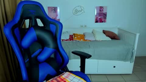 Frank online show from October 12, 4:22 am