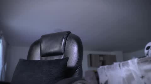 Frank Farrell. Hey remember to give me a thumbs up Ty online show from October 26, 10:04 pm