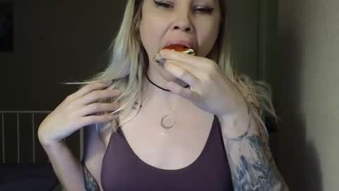Franky online show from January 1, 3:46 pm