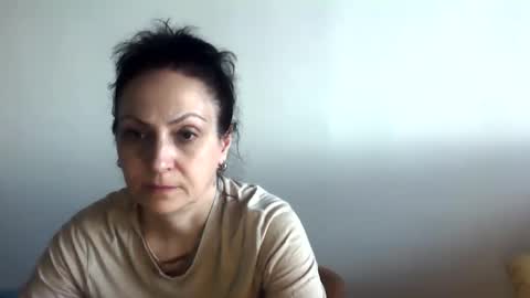frankieteasing online show from June 8, 3:45 pm