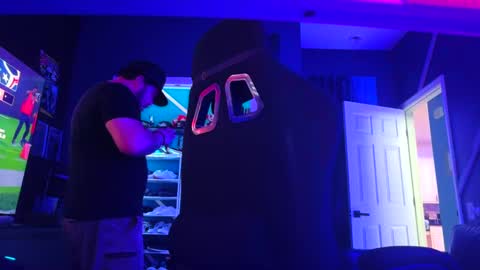 frankievw9 online show from September 20, 4:24 am