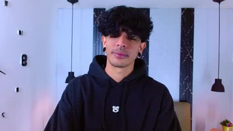 Franvill trato online show from September 30, 7:52 pm