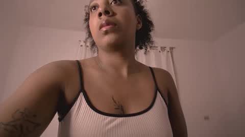 franyeli online show from January 9, 3:31 am