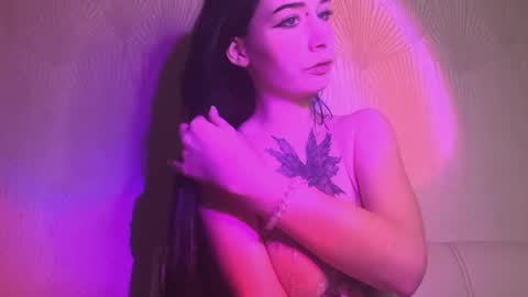 mistress Bastet and  mintcola online show from January 16, 9:08 pm