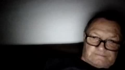 Snapshot of frauenfeind1 chatting on October 24, 5:26 am Wolfi online show from October 24, 5:26 am