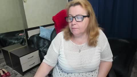 FrauMartha online show from April 6, 12:28 pm