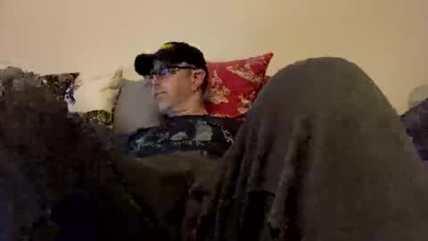 freakbuster online show from February 9, 6:54 am