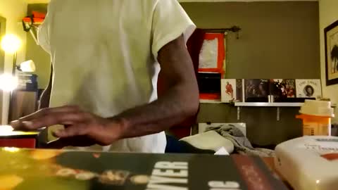 freakeazy online show from January 11, 9:53 pm