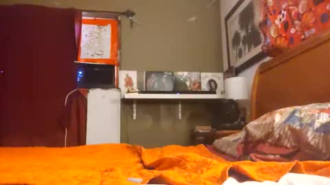 Snapshot of freakeazy chatting on February 18, 7:10 pm freakeazy online show from February 18, 7:10 pm