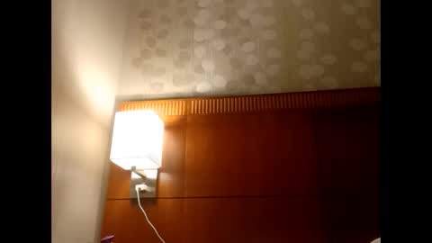 freakneeklink online show from September 19, 1:18 am