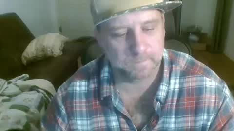 poundyouout1969 online show from February 12, 8:15 pm