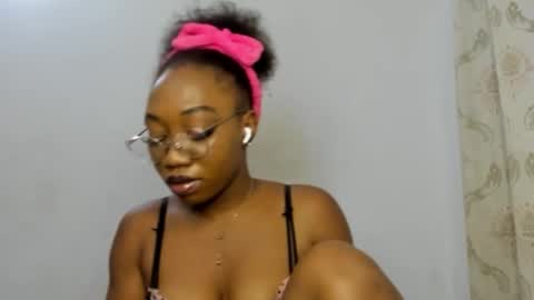 Freaky ebonygirl online show from September 24, 7:12 am