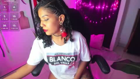 Snapshot of freaky_lia chatting on February 24, 12:52 am Lia Gomez online show from February 24, 12:52 am