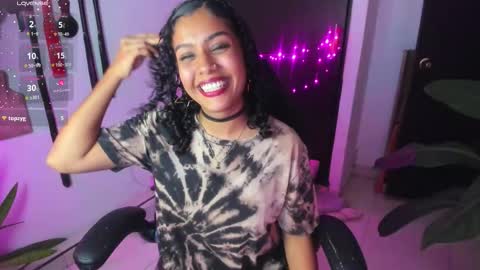 Snapshot of freaky_lia chatting on March 5, 11:45 pm Lia Gomez online show from March 5, 11:45 pm