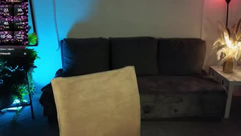 Diyana online show from February 5, 9:52 pm