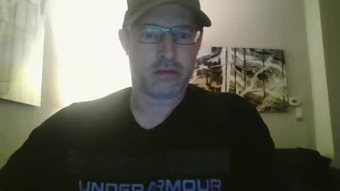 Snapshot of fred177771558049 chatting on January 13, 5:02 am fred177771558049 online show from January 13, 5:02 am