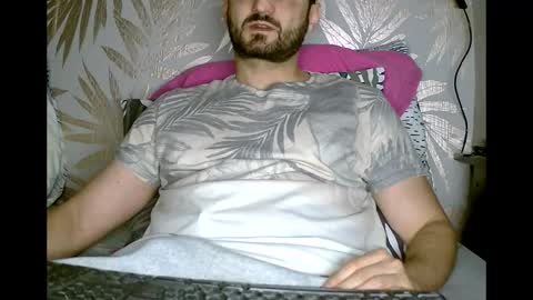 Snapshot of fred4games77 chatting on November 27, 8:16 am fred online show from November 27, 8:16 am