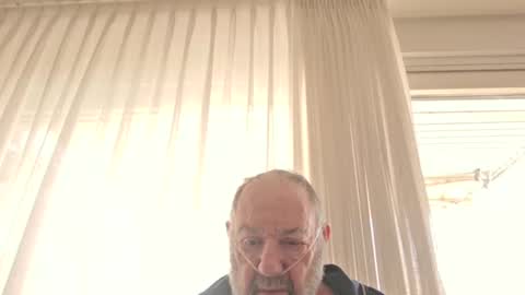 Snapshot of fredaldavid chatting on March 28, 9:20 am David Fredal online show from March 28, 9:20 am
