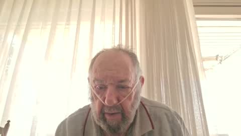 Snapshot of fredaldavid chatting on April 6, 9:10 am David Fredal online show from April 6, 9:10 am