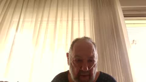 Snapshot of fredaldavid chatting on May 30, 8:33 am David Fredal online show from May 30, 8:33 am