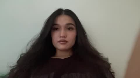 Mia online show from June 5, 6:52 am
