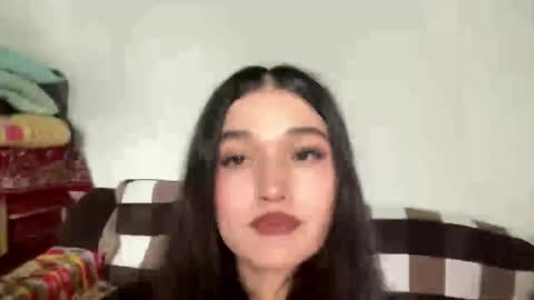 Mia online show from June 6, 5:12 am
