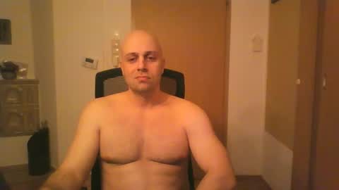 freddow online show from January 8, 10:27 pm