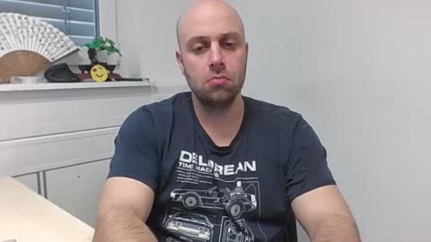 freddow online show from February 6, 2:26 pm