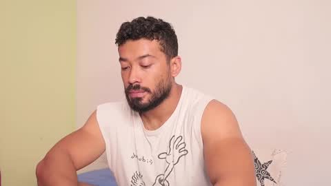 Snapshot of freddsexxx chatting on September 25, 1:59 pm FredSeXXX online show from September 25, 1:59 pm