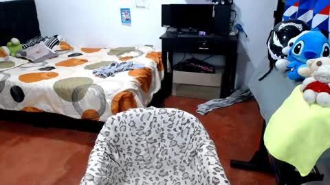 Snapshot of freddy_romans2 chatting on June 1, 4:41 pm freddy romans online show from June 1, 4:41 pm