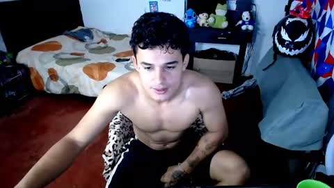 Snapshot of freddy_romans2 chatting on June 8, 3:12 pm freddy romans online show from June 8, 3:12 pm