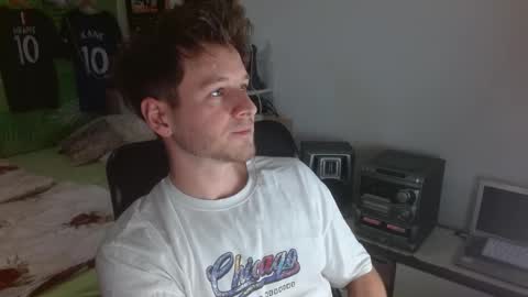 Snapshot of freddy_star chatting on April 11, 2:32 pm Frederick Perin online show from April 11, 2:32 pm