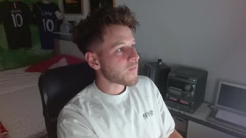 Snapshot of freddy_star chatting on June 8, 10:10 pm Frederick Perin online show from June 8, 10:10 pm