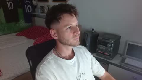 Snapshot of freddy_star chatting on June 13, 1:53 pm Frederick Perin online show from June 13, 1:53 pm