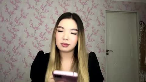 Elina online show from March 23, 5:44 am