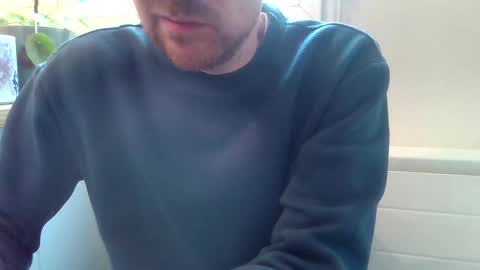 Snapshot of fredthetom12 chatting on December 16, 10:18 am Greedy Fred online show from December 16, 10:18 am