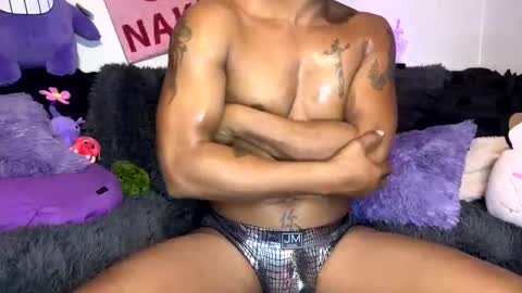 Snapshot of free_range_cock chatting on November 20, 2:34 am free_range_cock online show from November 20, 2:34 am