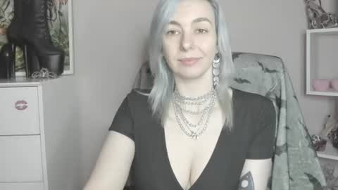 Anne online show from July 21, 6:38 am