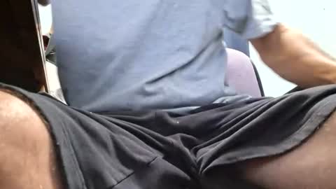freeballz808611 online show from July 25, 6:27 pm