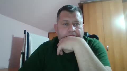 Snapshot of freeboy80180 chatting on December 17, 2:55 pm freeboy80180 online show from December 17, 2:55 pm