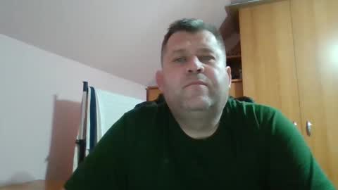 Snapshot of freeboy80180 chatting on December 18, 6:25 pm freeboy80180 online show from December 18, 6:25 pm