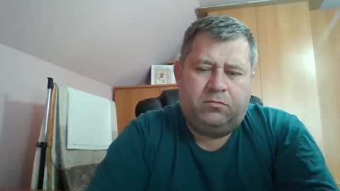 Snapshot of freeboy80180 chatting on January 11, 10:19 am freeboy80180 online show from January 11, 10:19 am