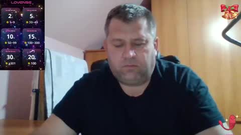 Snapshot of freeboy80180 chatting on February 5, 8:14 pm freeboy80180 online show from February 5, 8:14 pm