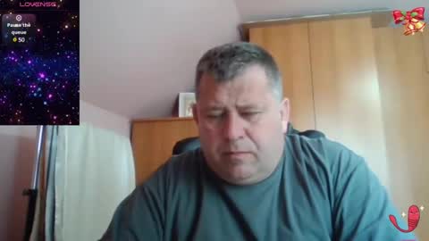 Snapshot of freeboy80180 chatting on March 7, 12:12 pm freeboy80180 online show from March 7, 12:12 pm